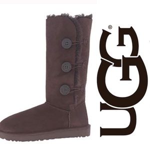 {UGG} Bailey Suede Button boots